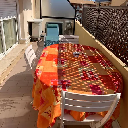 Apartment Relax Au Soleil - Avec Grande Terrasse - Proche De La 100 M Et Du Centre *
