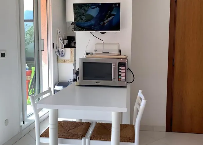 Relax Au Soleil - Proche De La 100 M - Centre-ville * مينتون